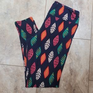 LuLaRoe Tall & Curvy leggings TC